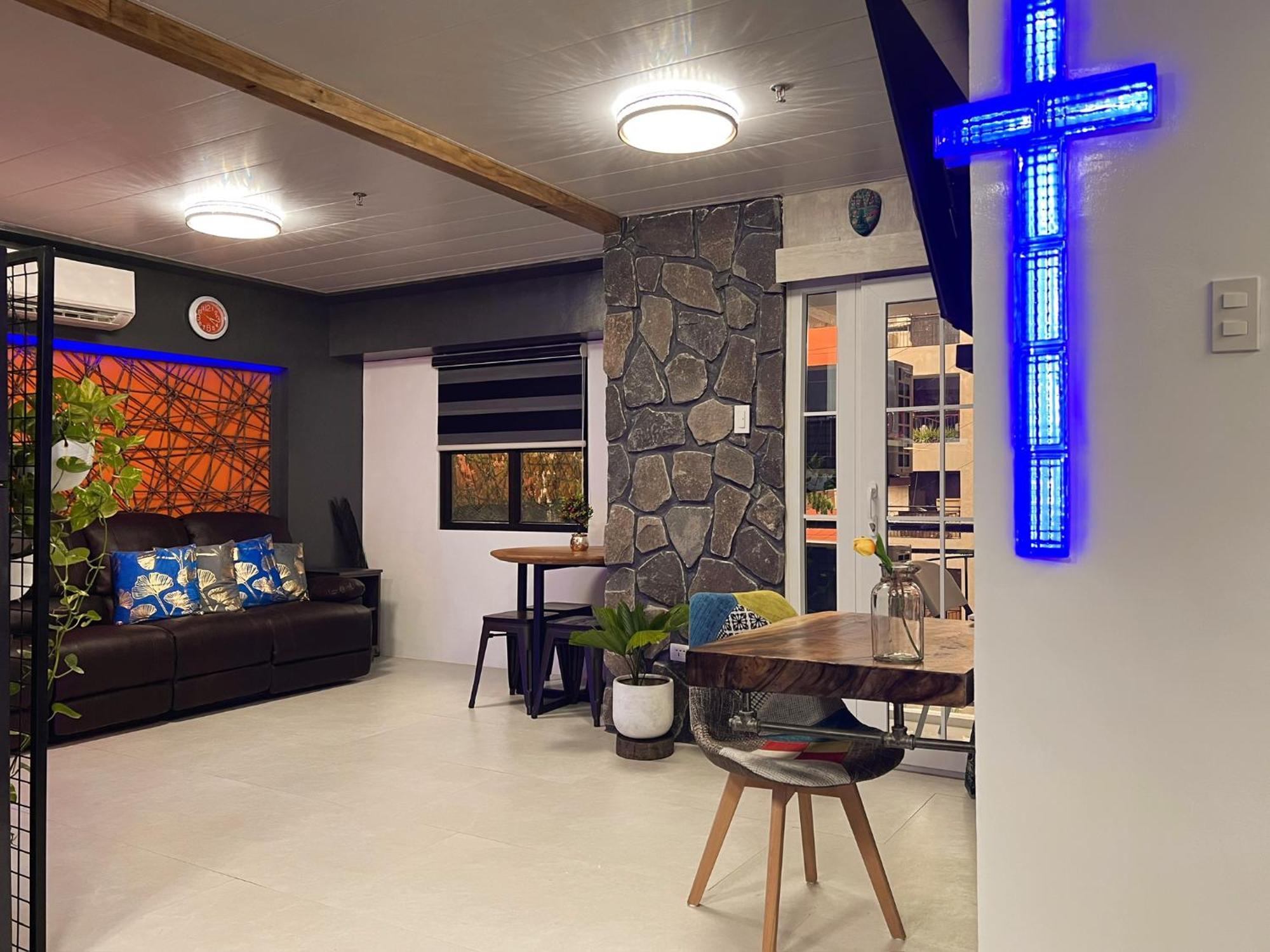 Clockworkorange Luxury Suites 4-Minutes Away To Airport Lapu-Lapu City Exterior photo